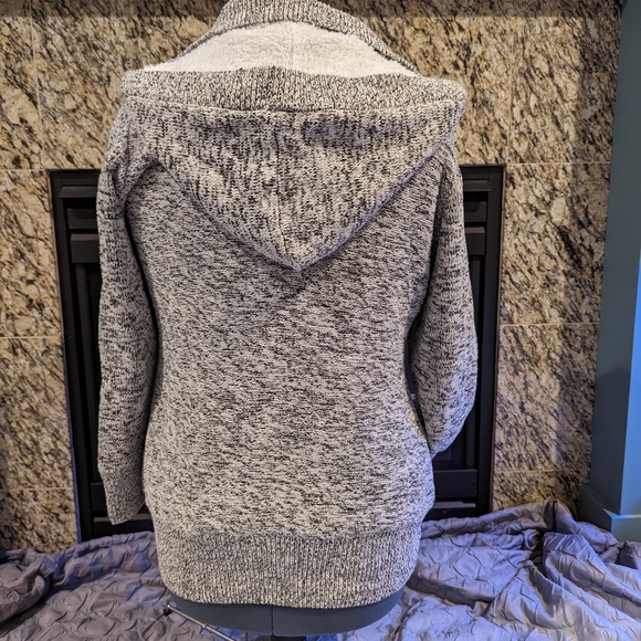 Gray Toggle Knit Jacket with Hood - Picture 3 of 7
